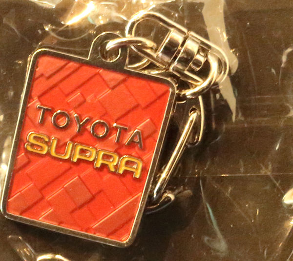 �L�[�z���_�[