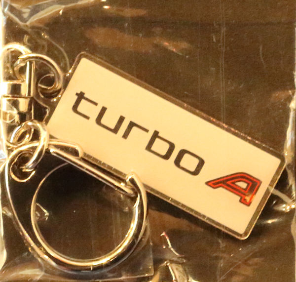 �L�[�z���_�[